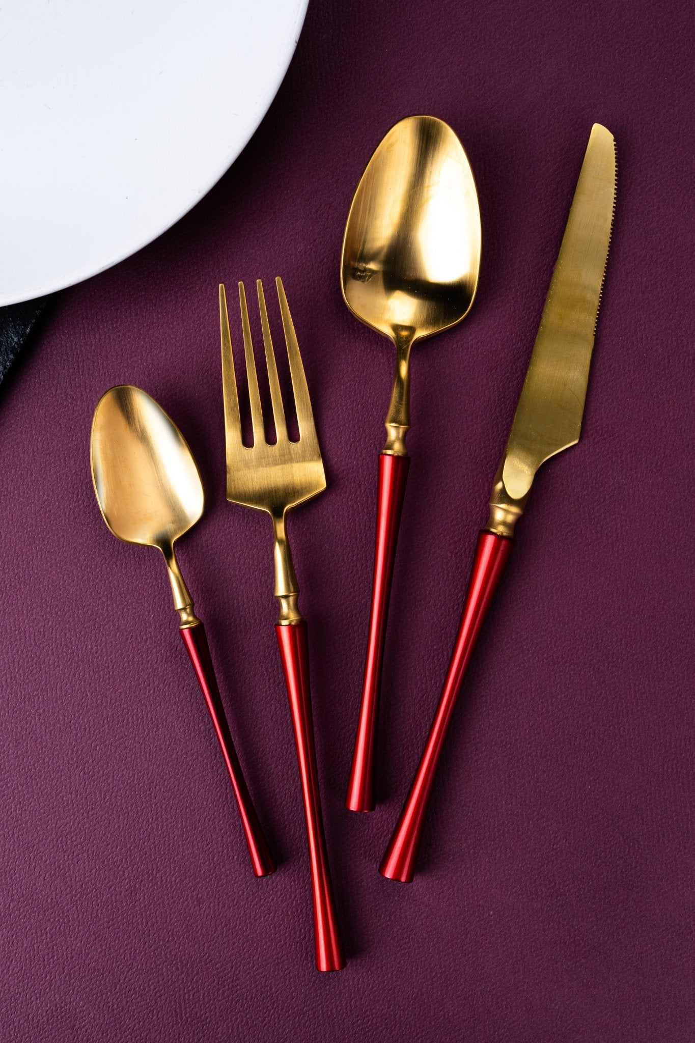 Luxury 4 Pieces Red and Gold Stainless Steel Cutlery Set - EvaCrock Pakistan