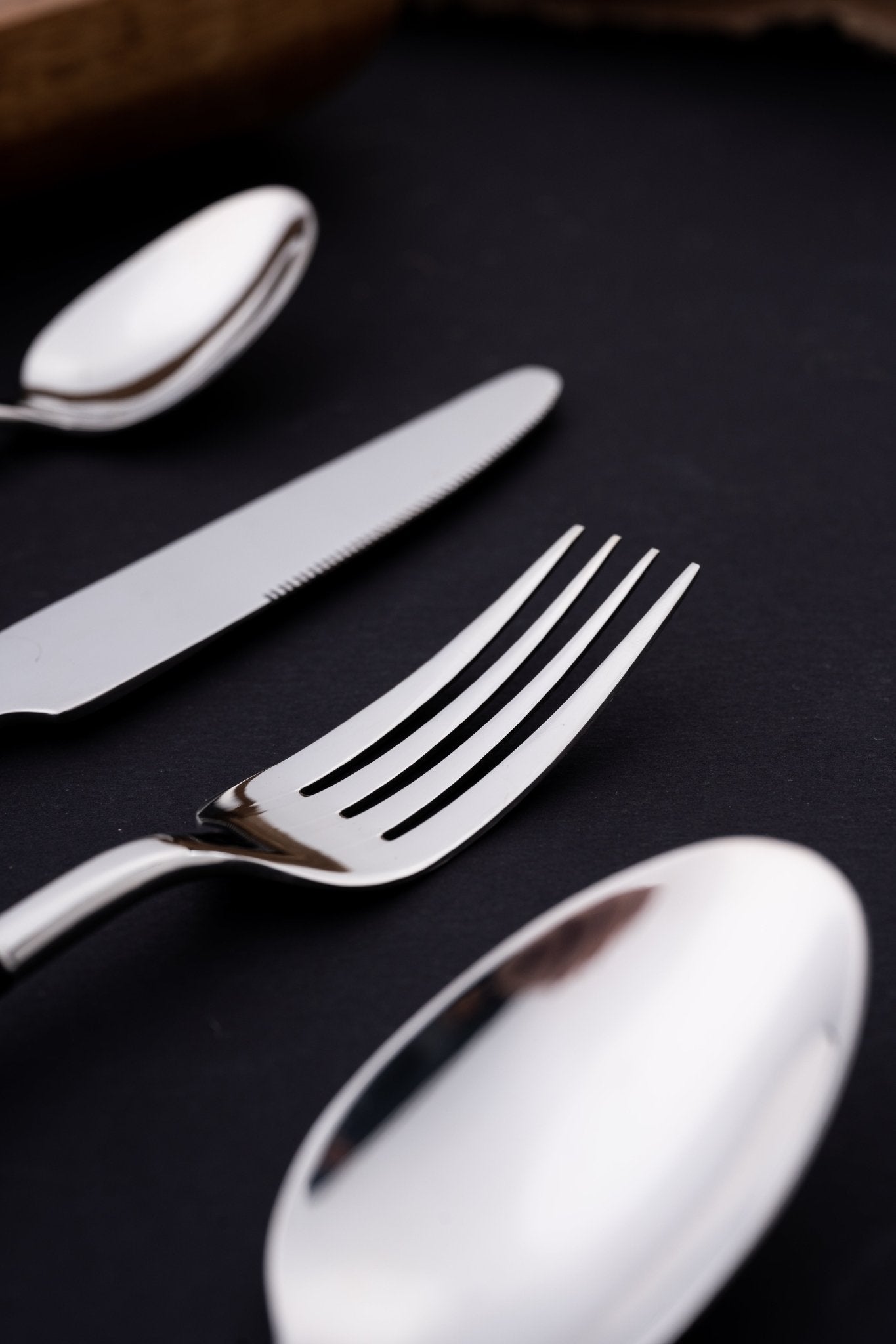 Premium 24 Piece Black and Silver Stainless Steel Cutlery Set - EvaCrock Pakistan
