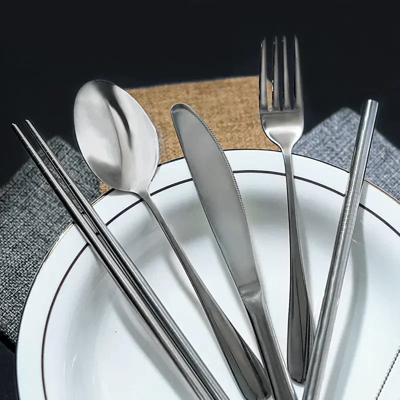 7 Piece Travel Utensil Set in Silver with Case - EvaCrock Pakistan