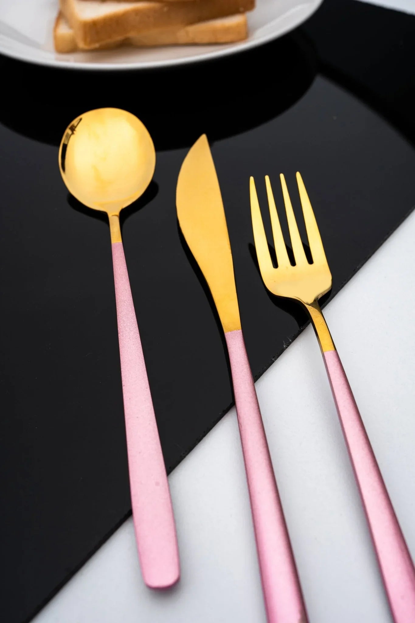 Korean 24 Piece Pink & Gold Premium Stainless Steel Cutlery Set - EvaCrock Pakistan