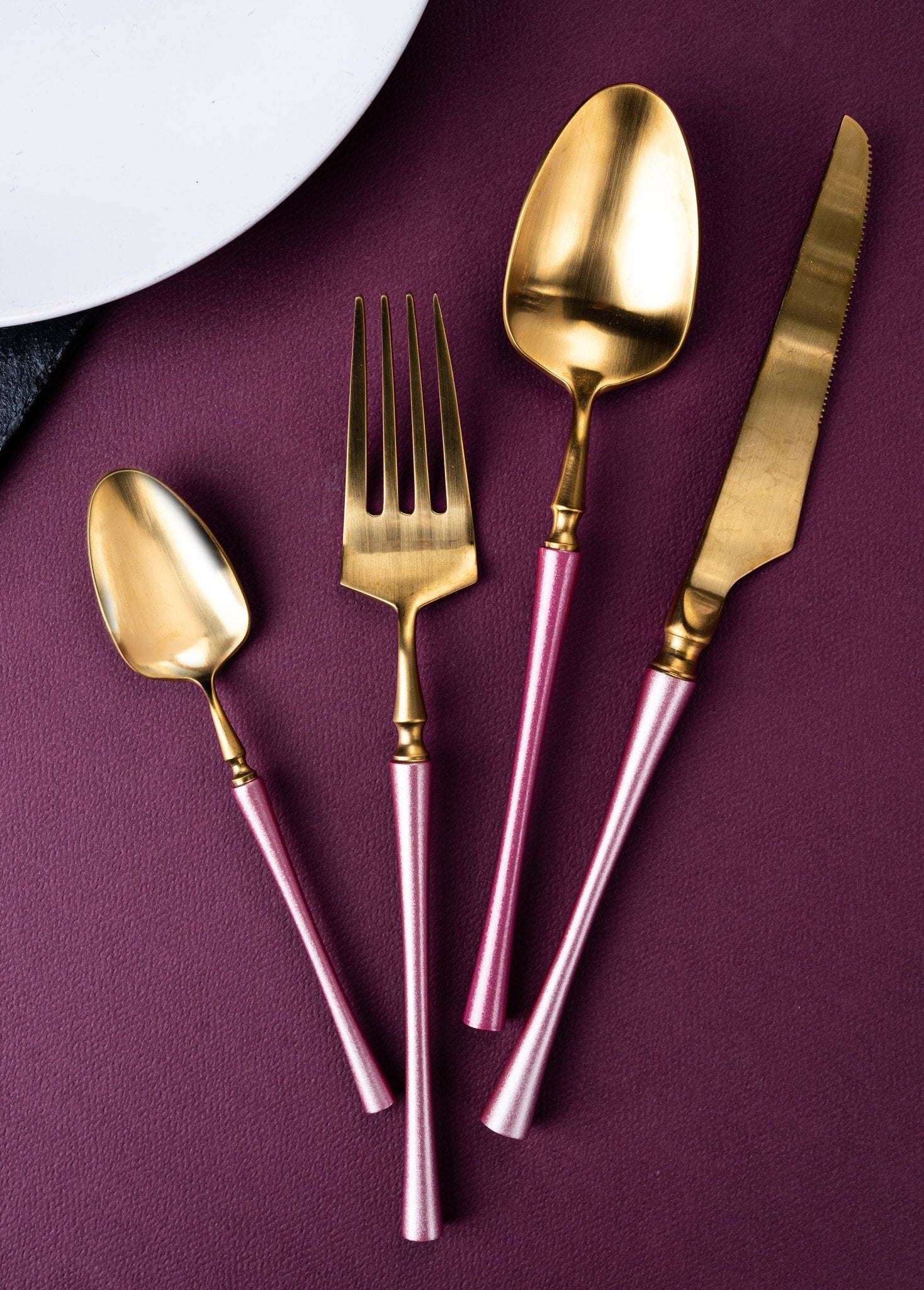 Luxury 4 Pieces Pink and Gold Stainless Steel Cutlery Set - EvaCrock Pakistan