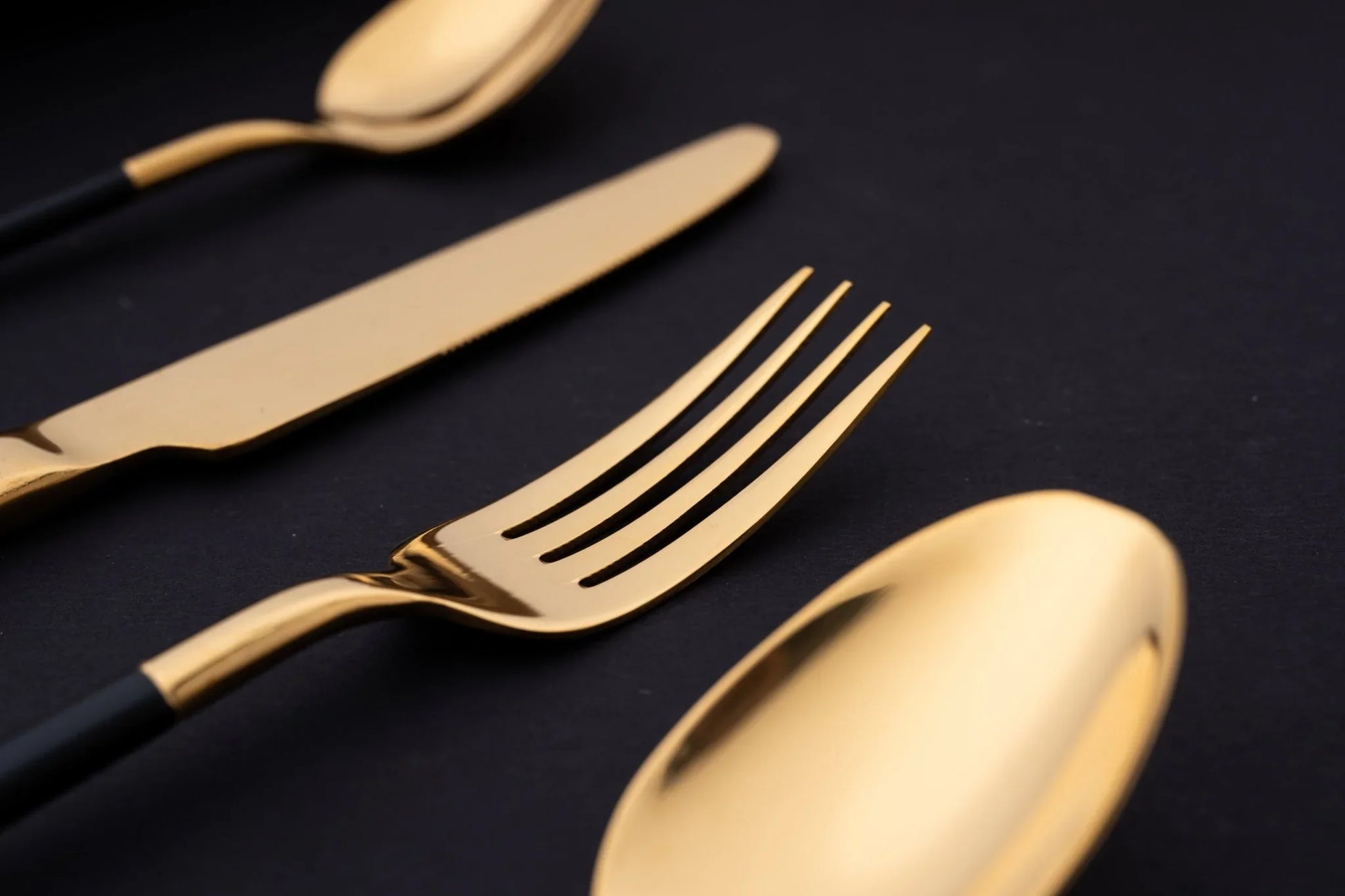 Premium 24 Piece Black and Gold Stainless Steel Cutlery Set - EvaCrock Pakistan